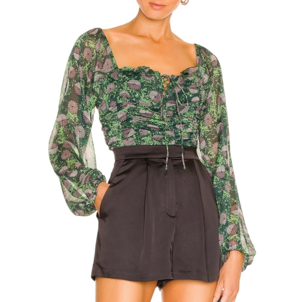 BCBGeneration || Woven Rouched Square Neck Top